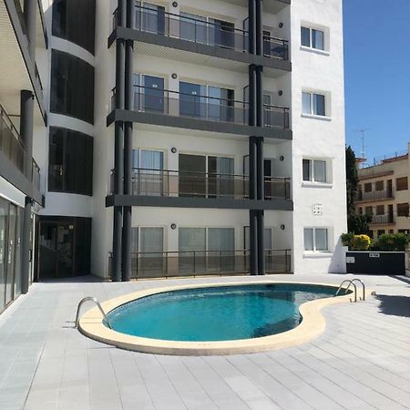 Apartamentos Ar Melrose Place Lloret de Mar Exterior photo
