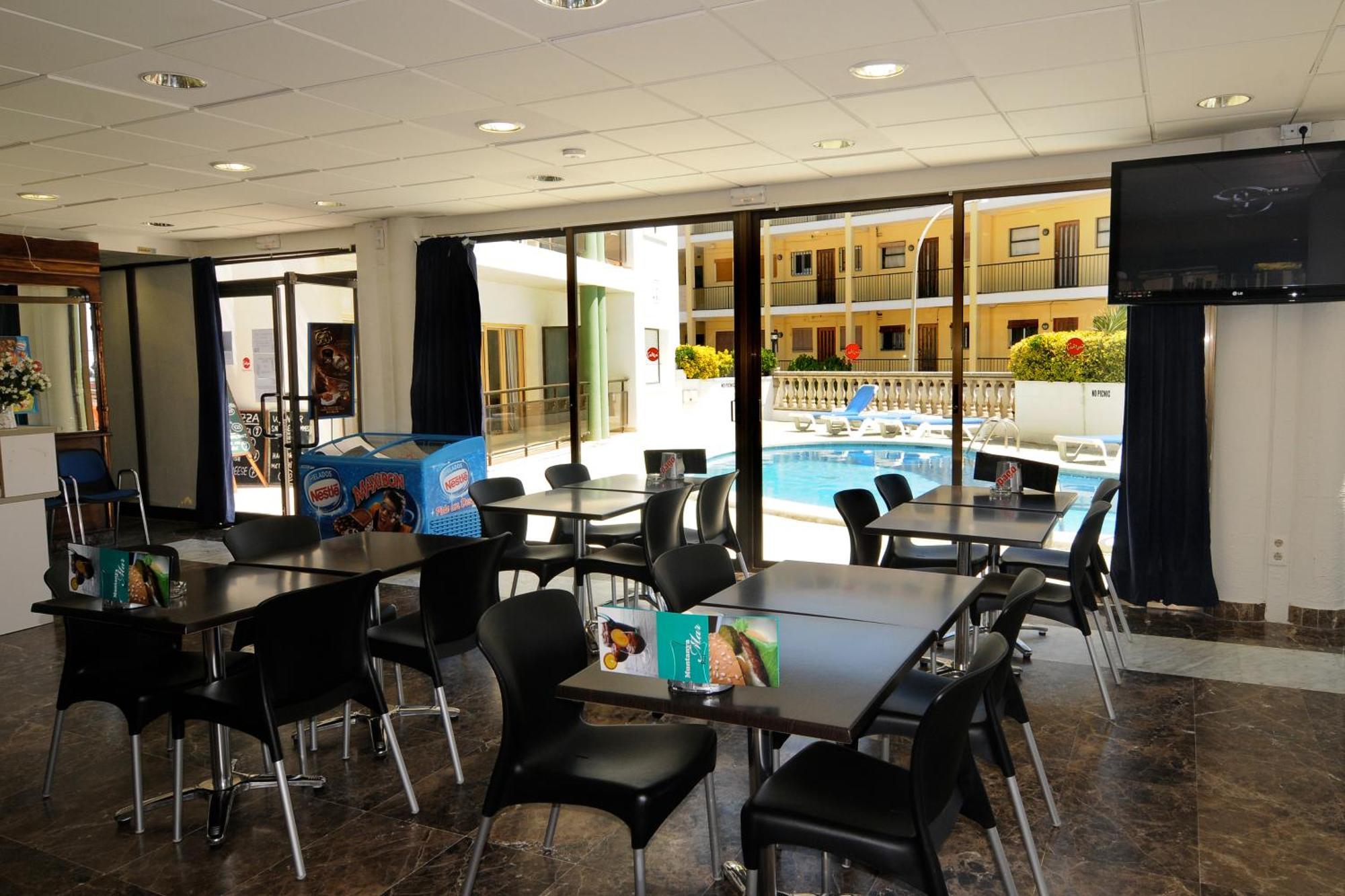 Apartamentos Ar Melrose Place Lloret de Mar Exterior photo
