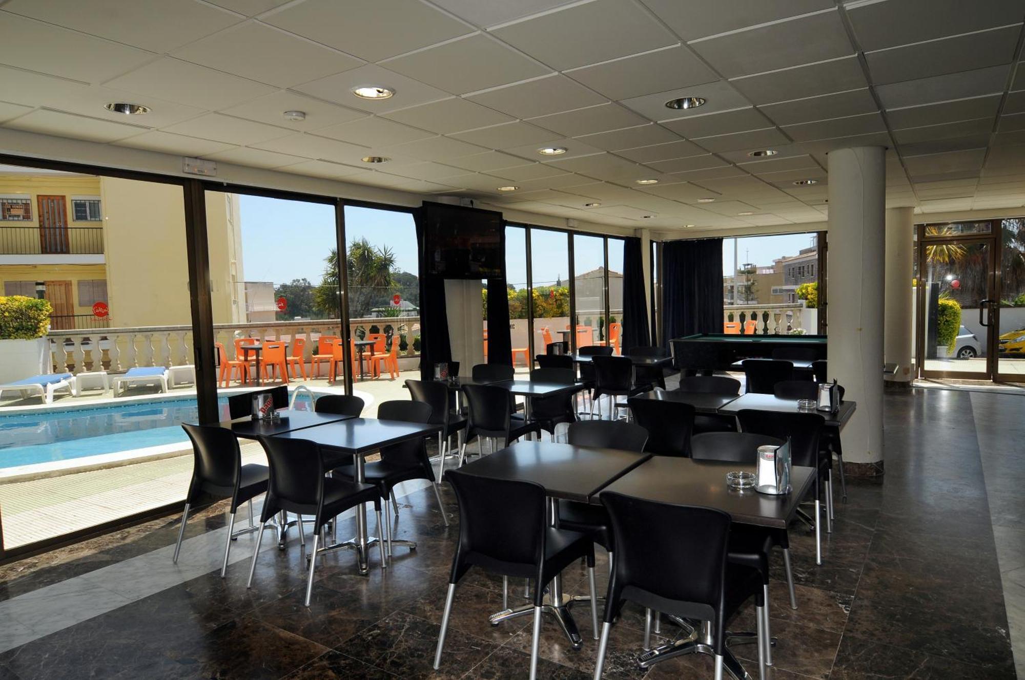 Apartamentos Ar Melrose Place Lloret de Mar Exterior photo