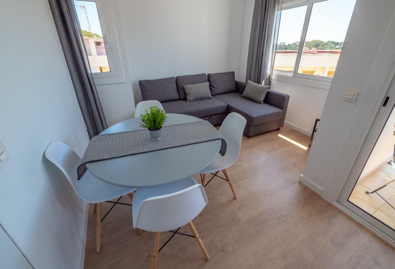 Apartamentos Ar Melrose Place Lloret de Mar Exterior photo