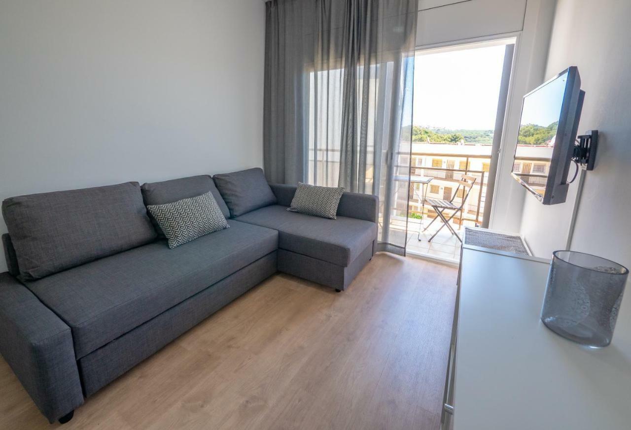 Apartamentos Ar Melrose Place Lloret de Mar Exterior photo