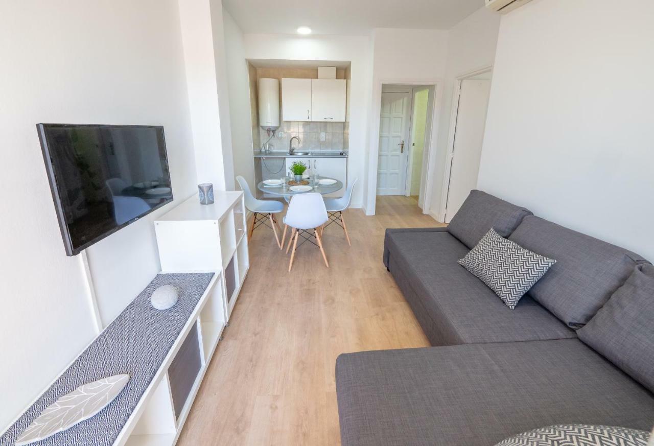 Apartamentos Ar Melrose Place Lloret de Mar Exterior photo