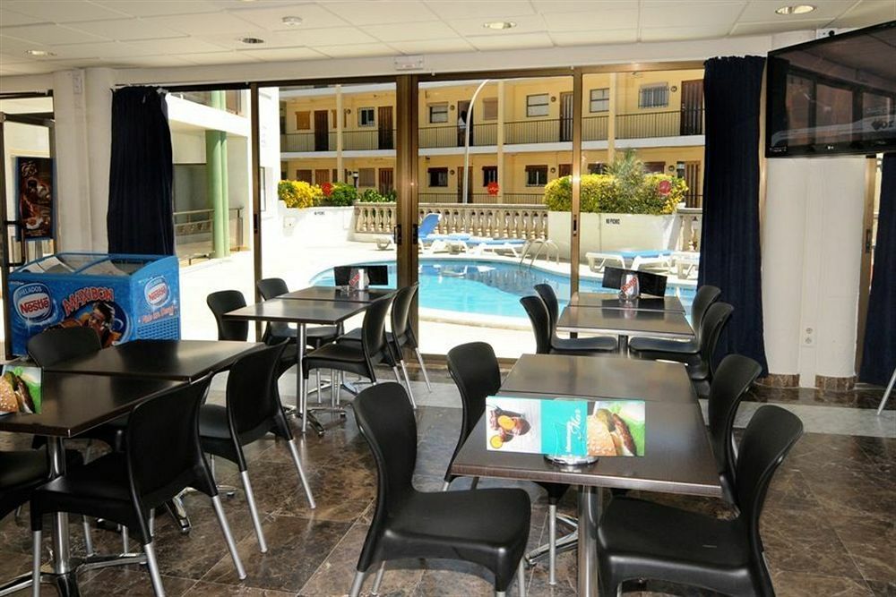 Apartamentos Ar Melrose Place Lloret de Mar Exterior photo